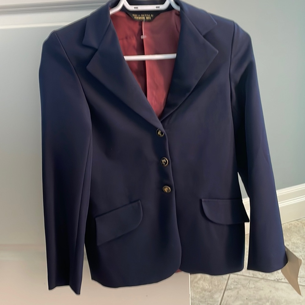 Livery by Foxwood equestrian riding jacket. Children’s size 14, navy blue. NWT.
